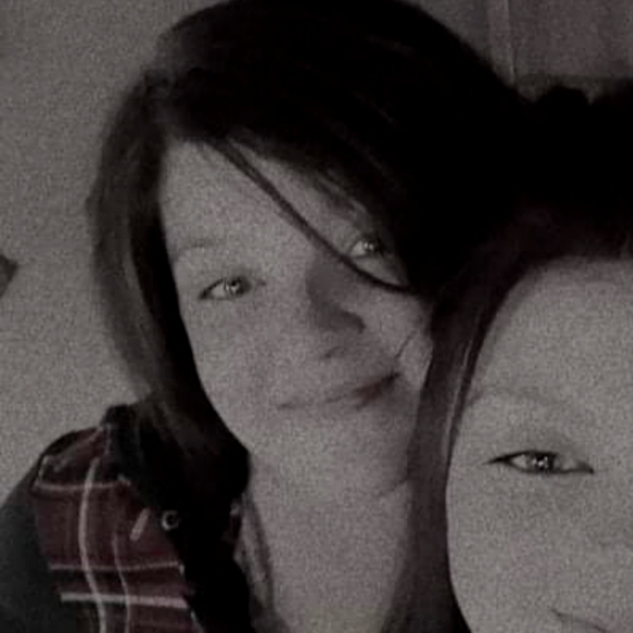 Meet your Posher, Crystal - Picture 1 of 1